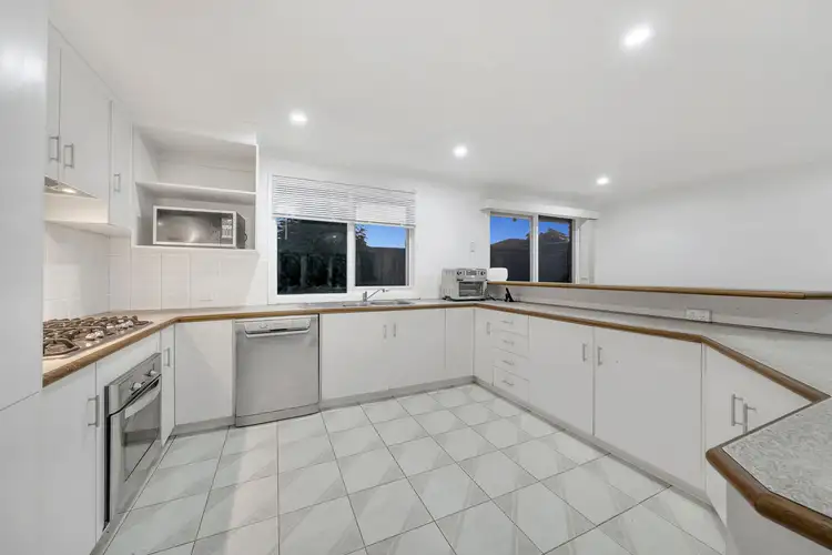 Fifth view of Homely house listing, 7 Patricia Court, Hampton Park VIC 3976