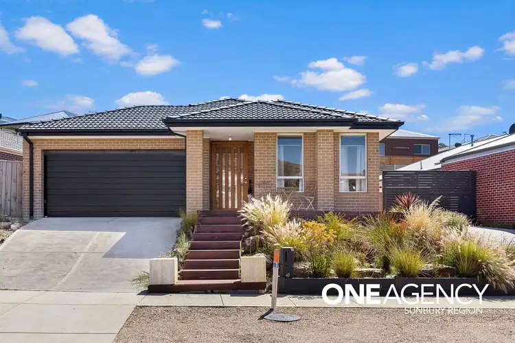 Second view of Homely house listing, 16 Beckview Crescent, Sunbury VIC 3429