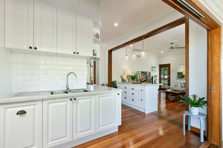 206 Fearnley Street, Parramatta Park QLD 4870