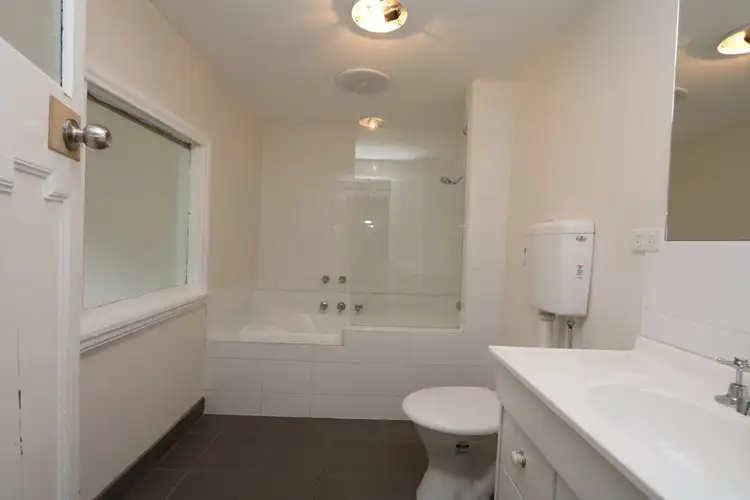 Fourth view of Homely house listing, 18 Raglan Street, Maryborough VIC 3465