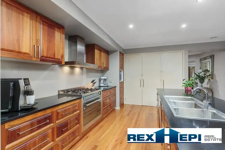 Fourth view of Homely house listing, 7 Viewgrand Rise, Lysterfield VIC 3156