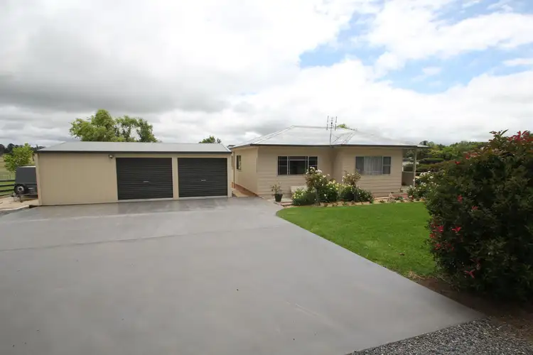 40 Cowper Street, Tenterfield NSW 2372