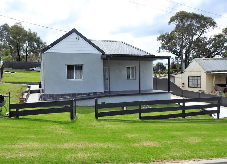 17 Cook Street, Portland NSW 2847