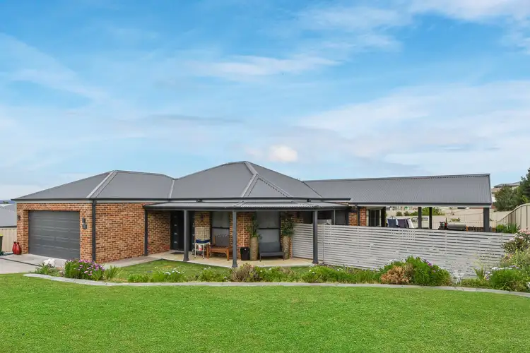 9 Coolabah Close, Kelso NSW 2795