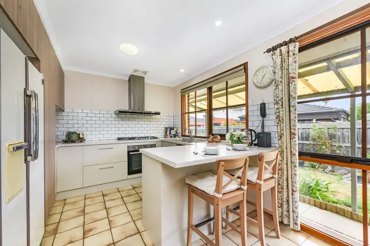 Fifth view of Homely house listing, 32 Elmsford Court, Keysborough VIC 3173