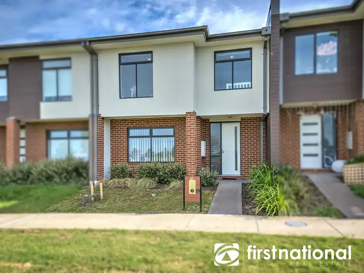 10 Todd Lane, Pakenham VIC 3810