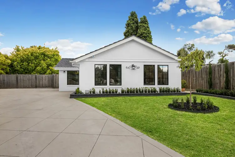 16 Tasman Close, Wantirna South VIC 3152