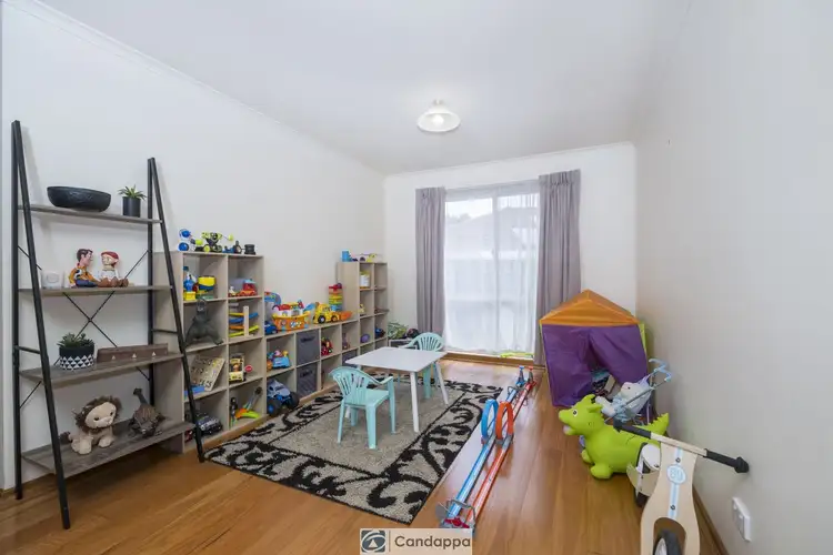 Fifth view of Homely house listing, 15 Adam Court, Drouin VIC 3818