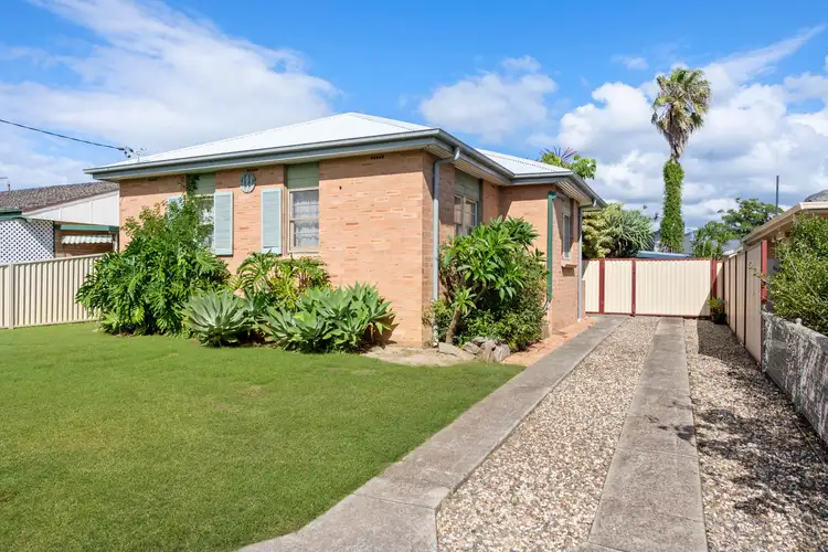 Main view of Homely house listing, 76 Kathleen White Crescent, Killarney Vale NSW 2261