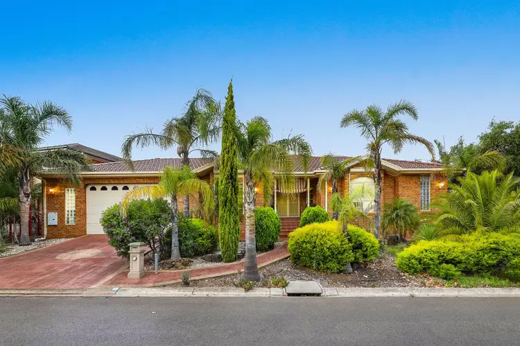 16 Perceval Crescent, Taylors Lakes VIC 3038