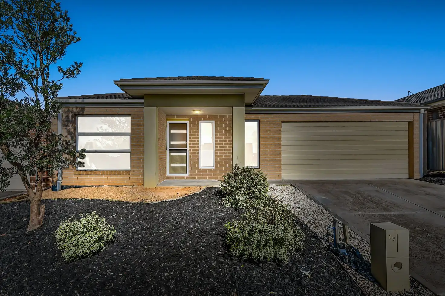 Main view of Homely house listing, 19 Obrien Parade, Pakenham VIC 3810