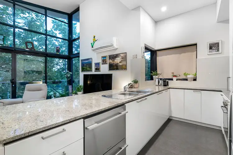 Sixth view of Homely apartment listing, 18/124 Mounts Bay Road, Perth WA 6000