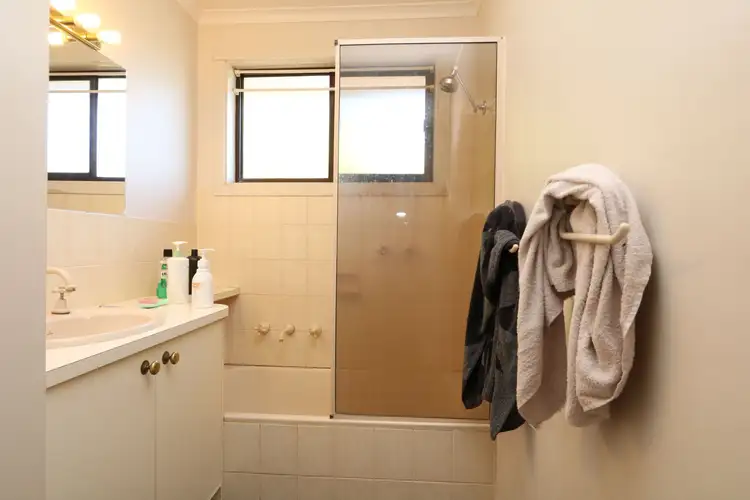 Fifth view of Homely house listing, 27 Pekin Road,, Maryborough VIC 3465
