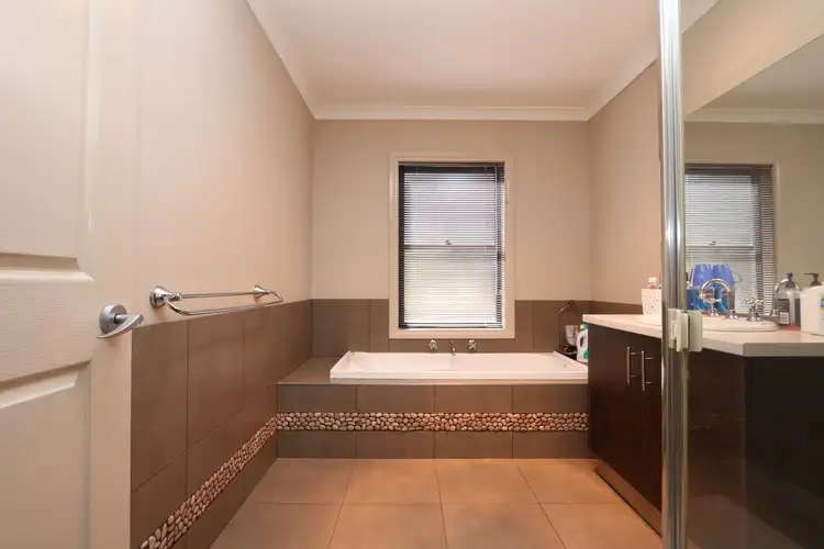 Third view of Homely unit listing, 1/194 Gladstone Street,, Maryborough VIC 3465