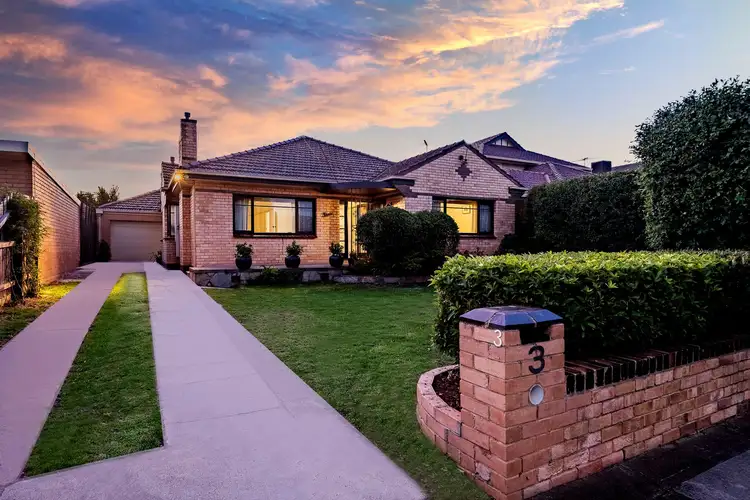 Main view of Homely house listing, 3 Collegian Avenue, Strathmore VIC 3041