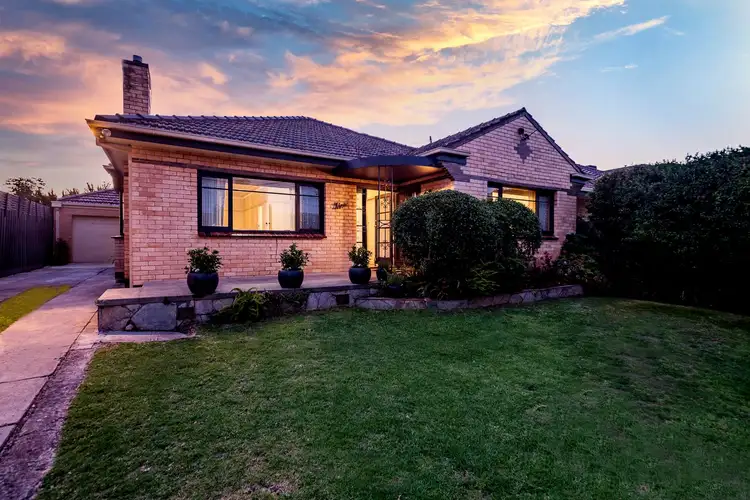 Second view of Homely house listing, 3 Collegian Avenue, Strathmore VIC 3041