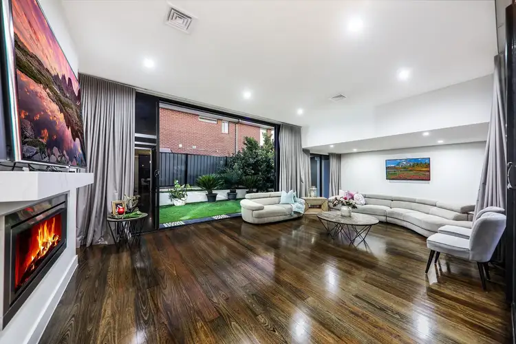 Seventh view of Homely house listing, 6 Brentwick Drive, Craigieburn VIC 3064