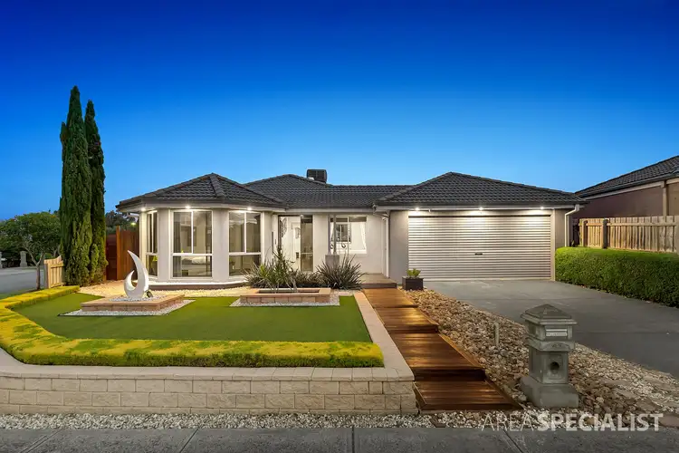 62 Phoenix Avenue, Cranbourne VIC 3977