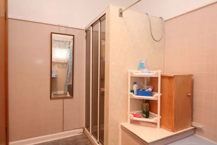 Fifth view of Homely house listing, 39 Newton Street, Maryborough VIC 3465