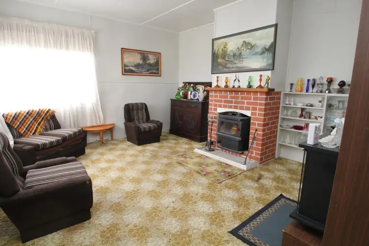 Fourth view of Homely house listing, 4 Erindee Avenue, Tenterfield NSW 2372