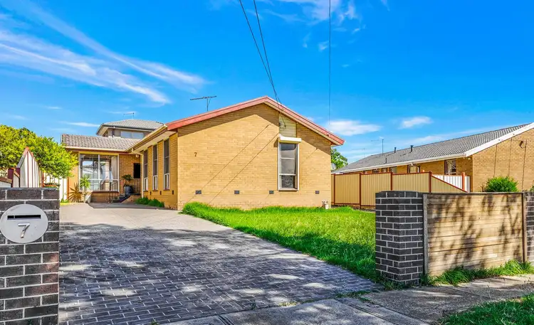 Second view of Homely house listing, 7 Marcus Crescent, Coolaroo VIC 3048