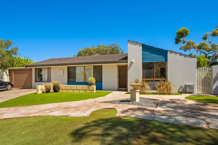 3 Nautical Grove, Beldon WA 6027