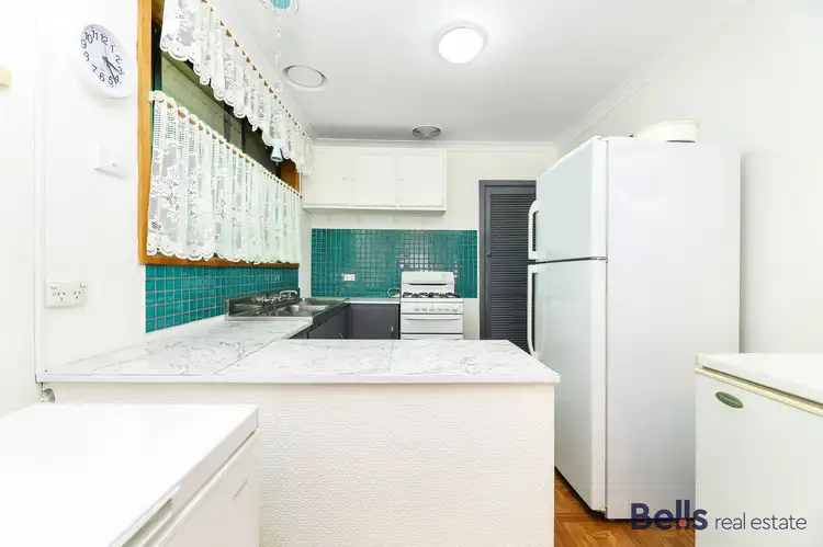 Fifth view of Homely house listing, 2 Wakool Avenue, Deer Park VIC 3023