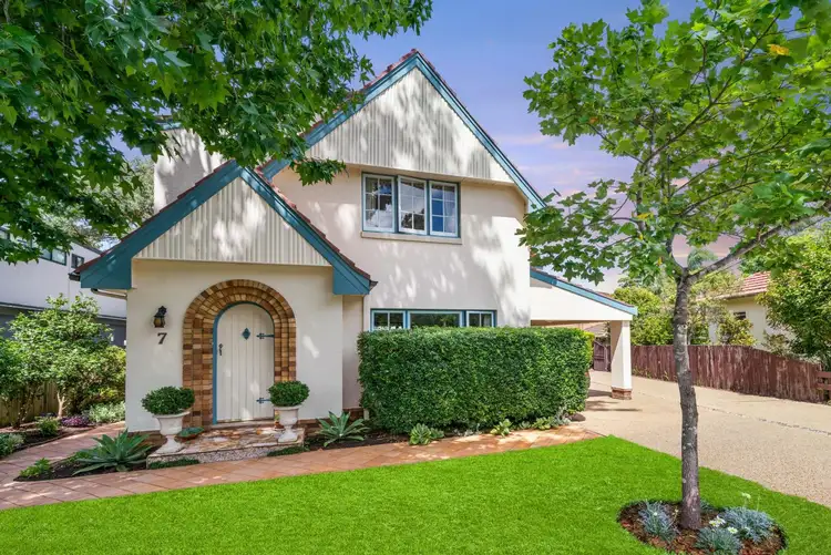 7 Hopetoun Avenue, Denistone East NSW 2112