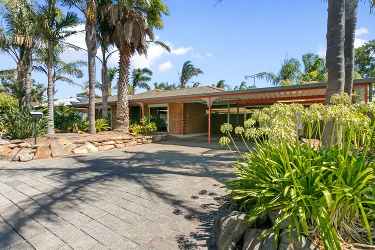 9 Evelyn Sturt Drive, Willunga SA 5172
