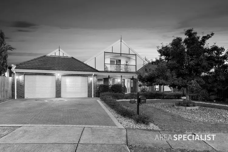 24 Thomson Way, Taylors Hill VIC 3037