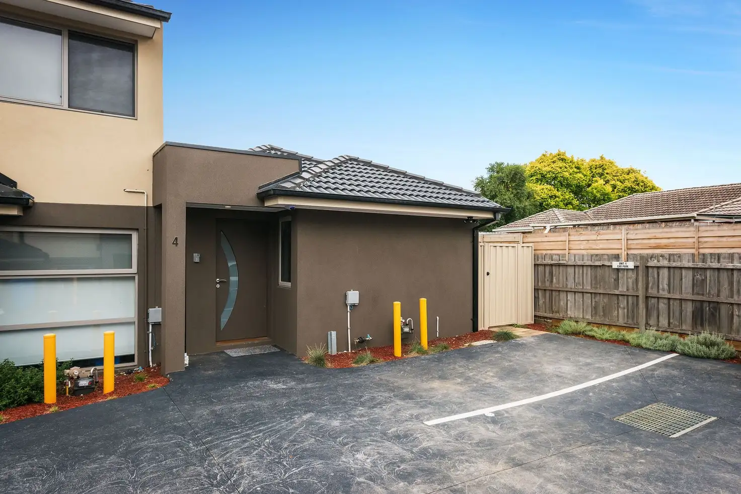 Main view of Homely unit listing, Unit 4/110-112 Frawley Road, Hallam VIC 3803