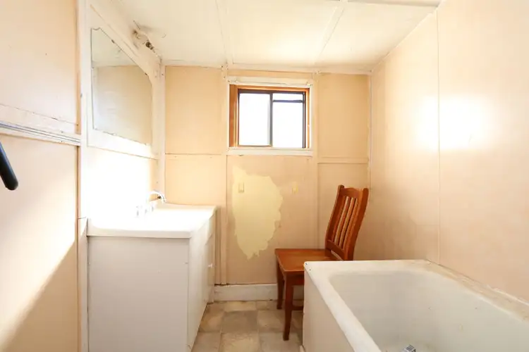 Seventh view of Homely house listing, 26 Holyrood Street,, Maryborough VIC 3465