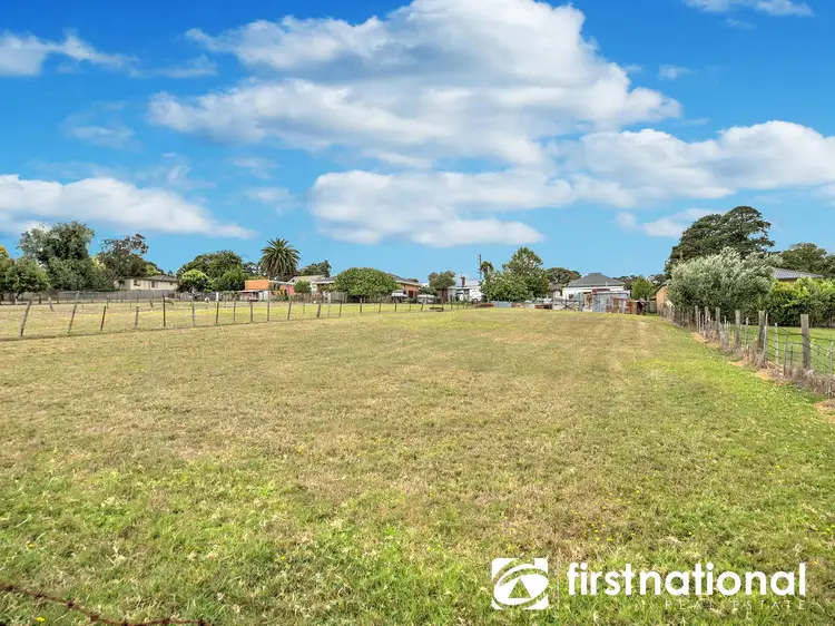 13 Hope Street, Bunyip VIC 3815