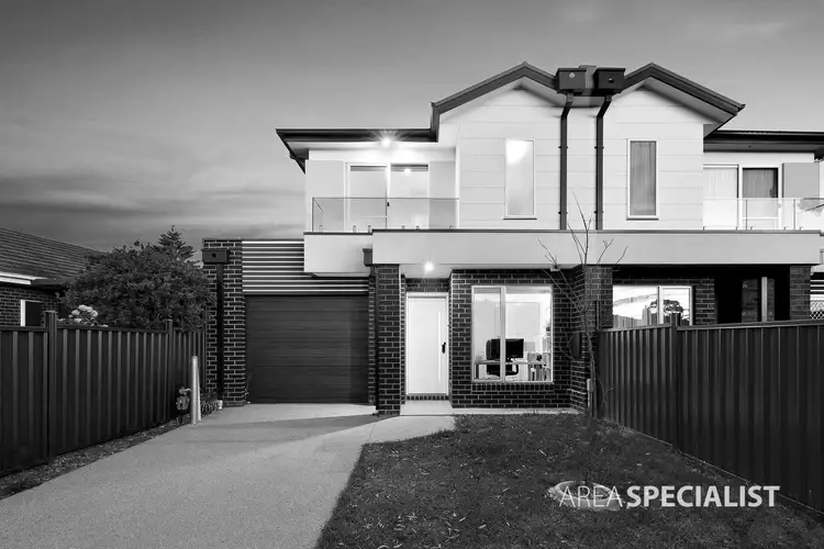 4A Reaburn Avenue, St Albans VIC 3021