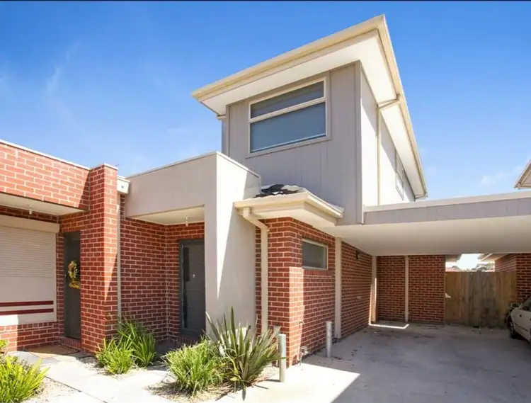 4/71-73 Station Road, Deer Park VIC 3023