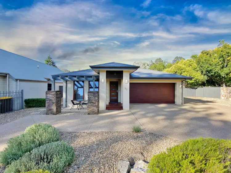 49 Cobden Street, Bright VIC 3741