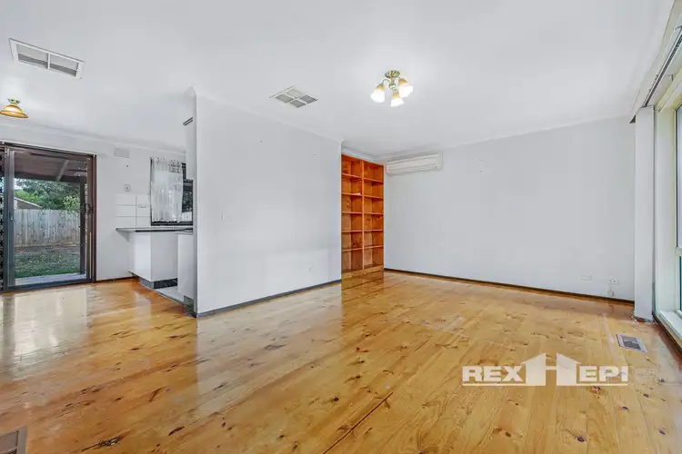 Third view of Homely house listing, 6 Manning Close, Hampton Park VIC 3976