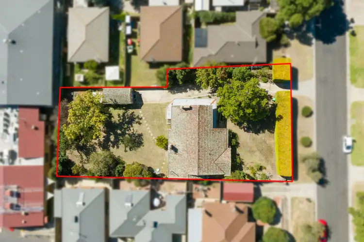 2 Mafeking Street, Kennington VIC 3550
