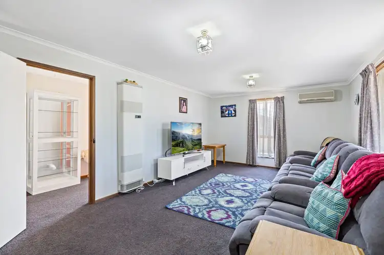 Second view of Homely house listing, 319 Mackenzie Street West, Kangaroo Flat VIC 3555