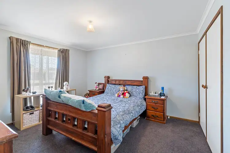Fourth view of Homely house listing, 319 Mackenzie Street West, Kangaroo Flat VIC 3555