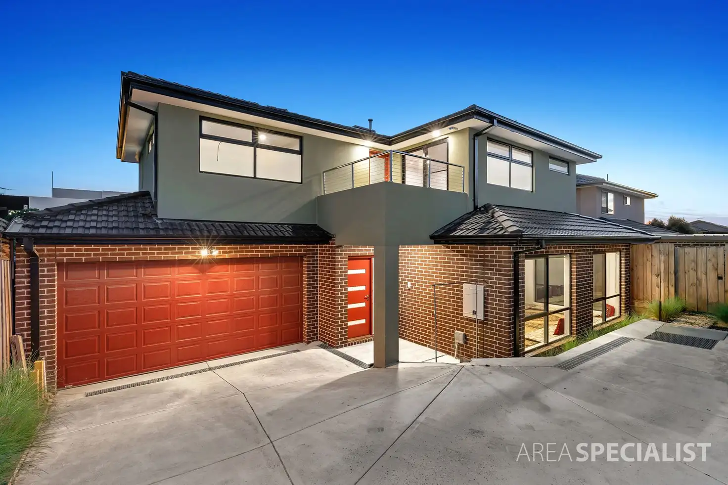 Main view of Homely unit listing, 2/8 Abrehart Street, Eumemmerring VIC 3177