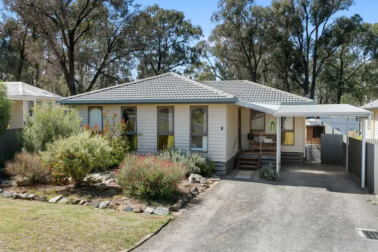 4 Darcy Street, Sailors Gully VIC 3556