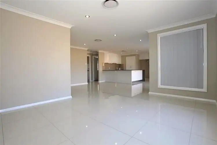 Sixth view of Homely house listing, 35 Sommerfeld Crescent, Chinchilla QLD 4413