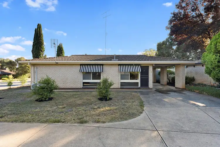 Second view of Homely house listing, 1/29 Amaroo Crescent, Strathdale VIC 3550