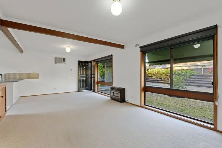 Fifth view of Homely house listing, 1/29 Amaroo Crescent, Strathdale VIC 3550