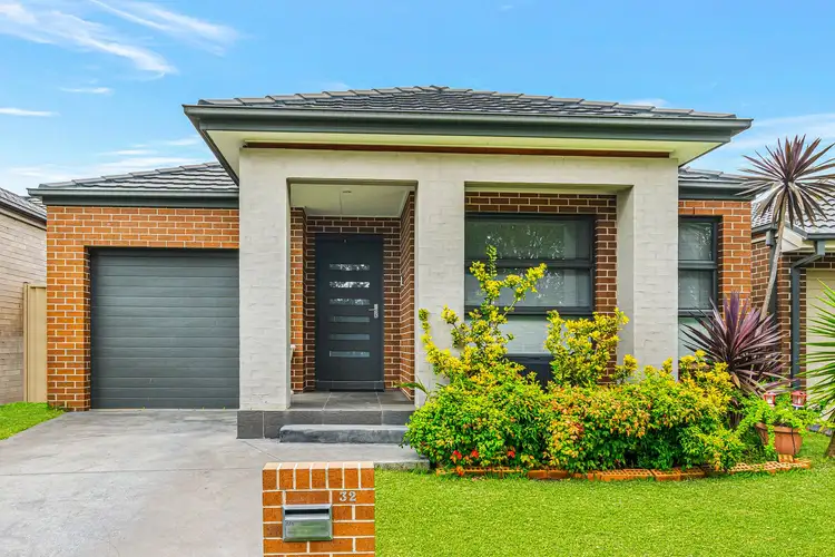 Main view of Homely house listing, 32 Bird Walton Avenue, Middleton Grange NSW 2171