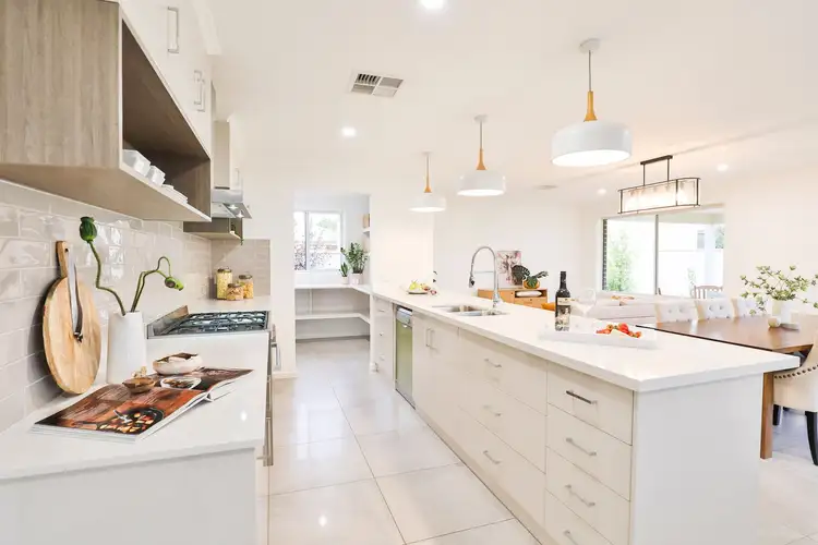 Second view of Homely house listing, 4 Stanford Rise, Mildura VIC 3500