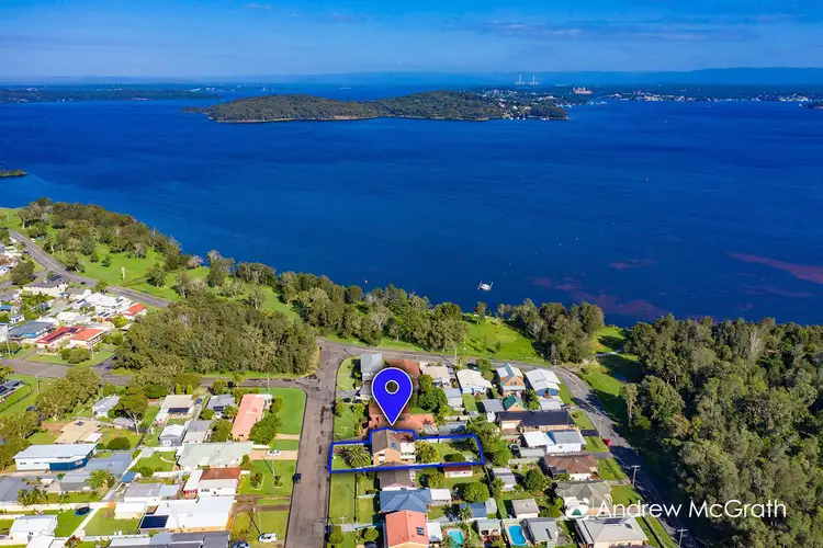 17 Burke Street, Swansea NSW 2281
