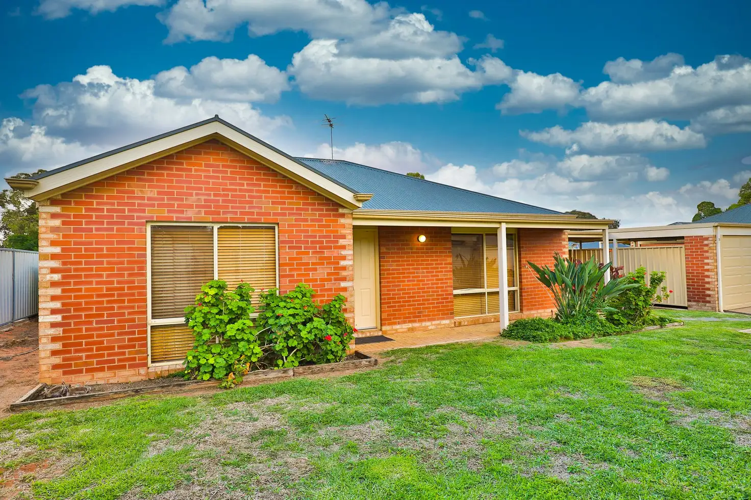 Main view of Homely townhouse listing, 7B Sirius Court, Mildura VIC 3500