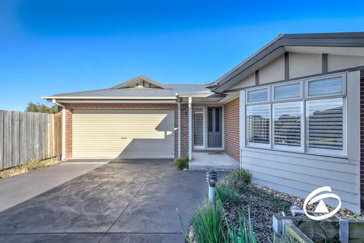 Main view of Homely townhouse listing, 5 Cooper Rise, Bunyip VIC 3815